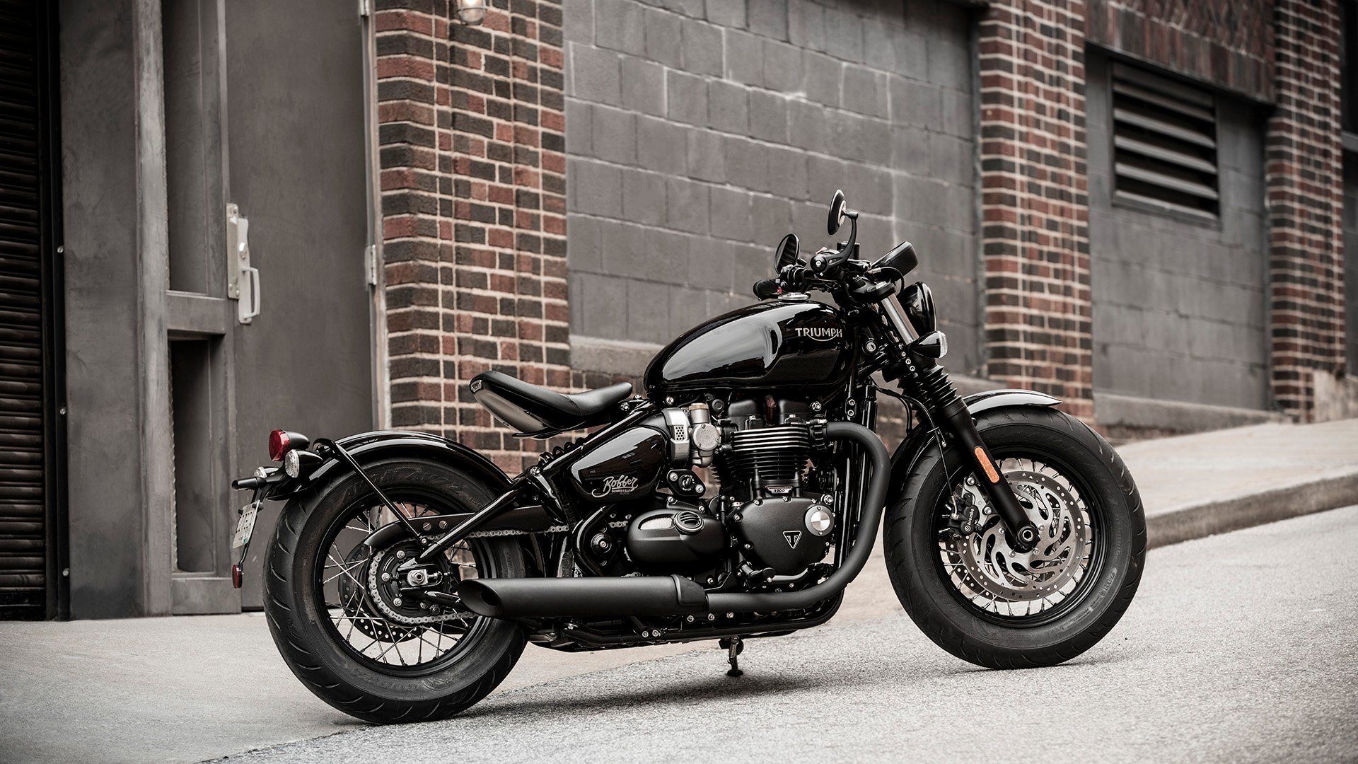 2021 triumph online bonneville bobber black
